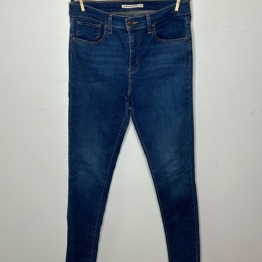 Levi’s 720 High Rise Super Skinny Jeans